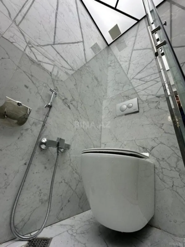 Satılır 2 otaqlı mənzil 80 m²