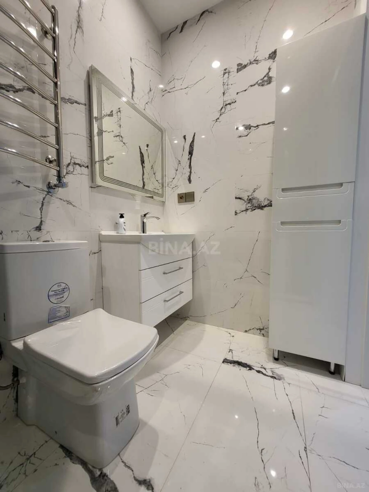 Kirayə verilir 3 otaqlı mənzil 110 m²