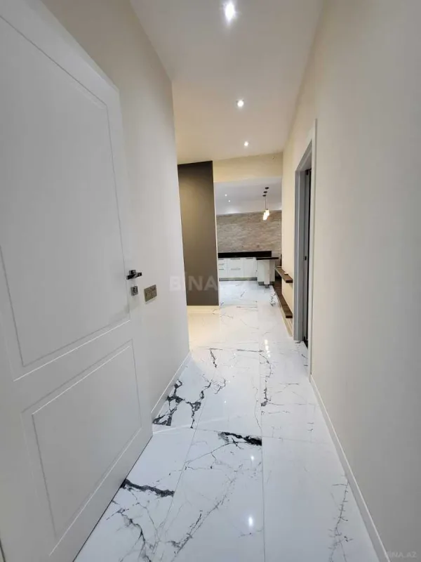 Kirayə verilir 3 otaqlı mənzil 110 m²