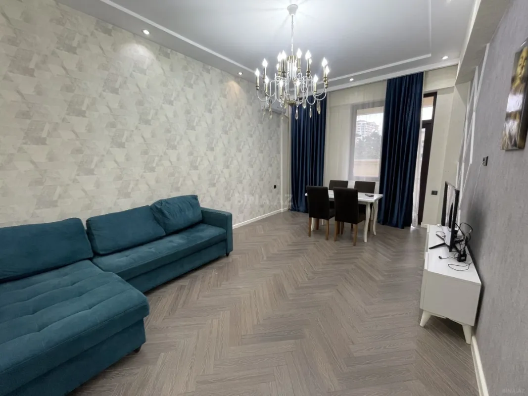 Kirayə verilir 2 otaqlı mənzil 87 m²