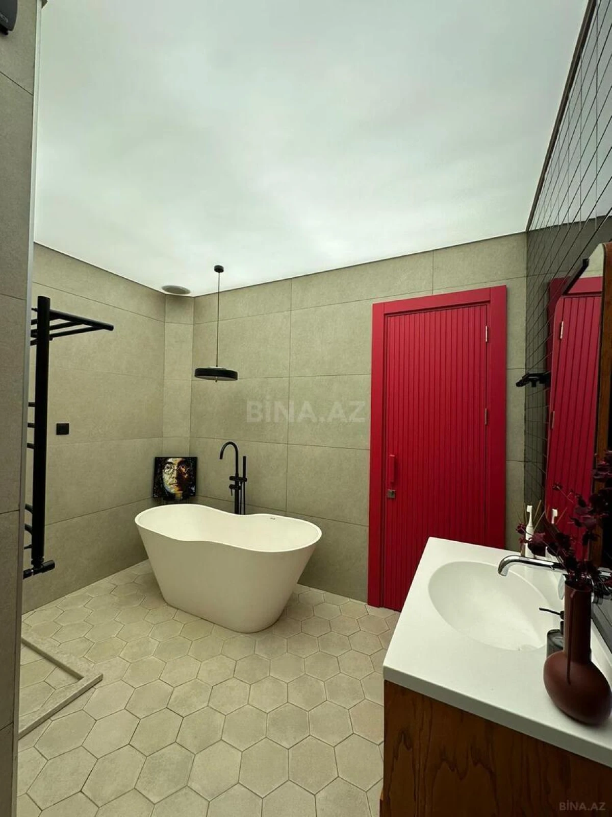 Kirayə verilir 3 otaqlı mənzil 120 m²