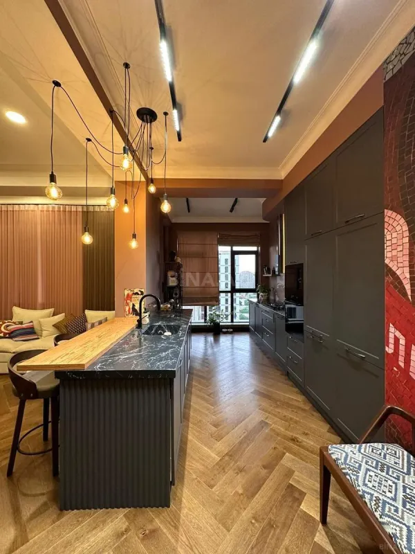 Kirayə verilir 3 otaqlı mənzil 120 m²