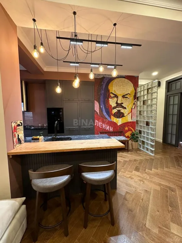 Kirayə verilir 3 otaqlı mənzil 120 m²