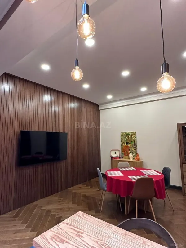 Kirayə verilir 3 otaqlı mənzil 120 m²