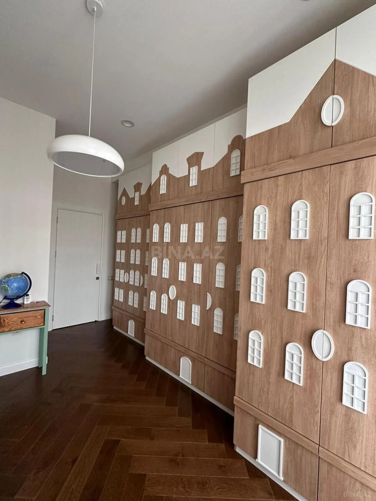 Kirayə verilir 3 otaqlı mənzil 120 m²