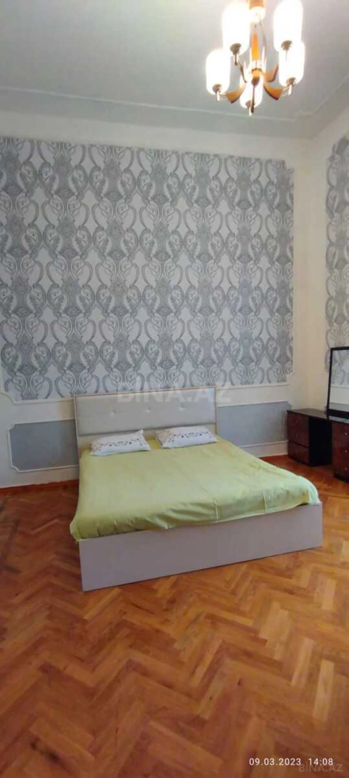 Kirayə verilir 2 otaqlı mənzil 75 m²