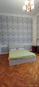 Kirayə verilir 2 otaqlı mənzil 75 m²