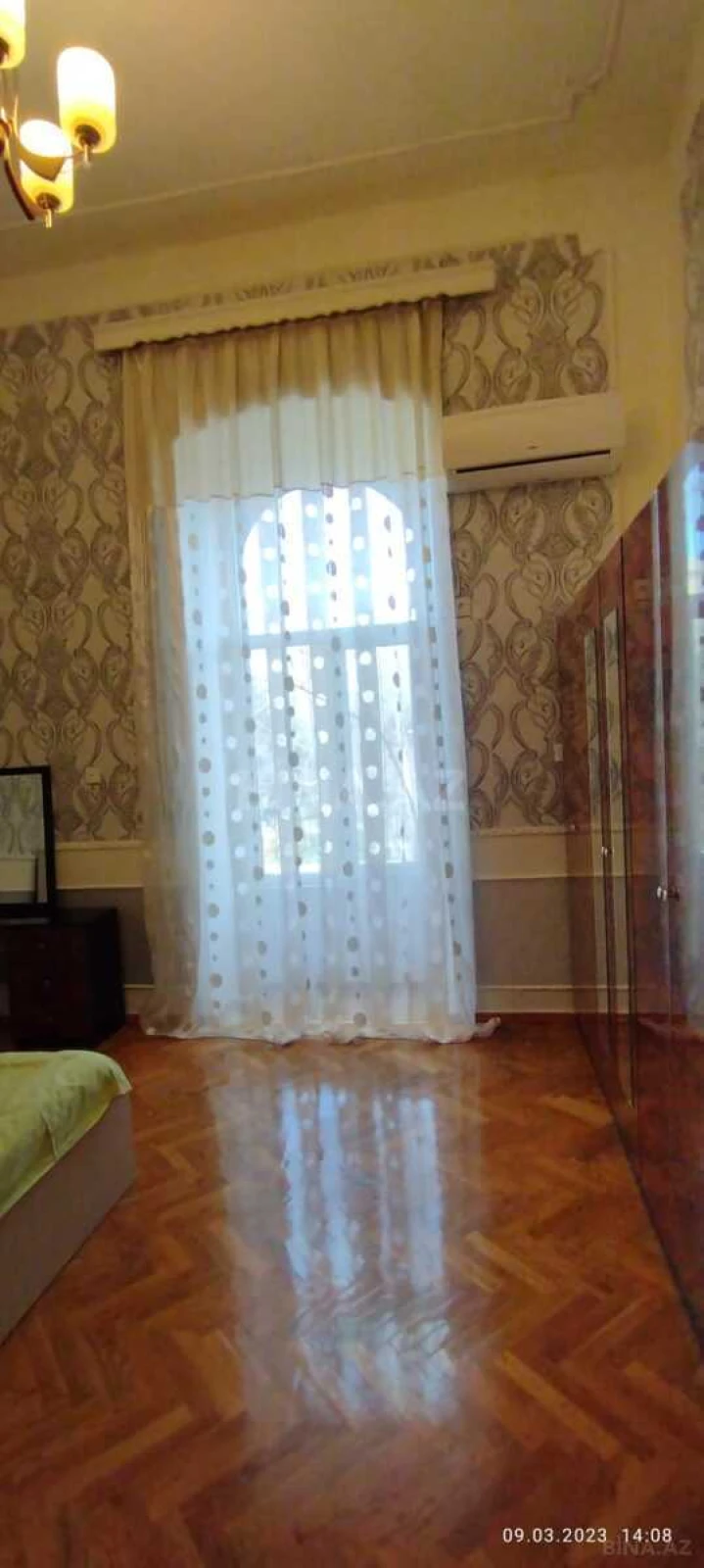 Kirayə verilir 2 otaqlı mənzil 75 m²