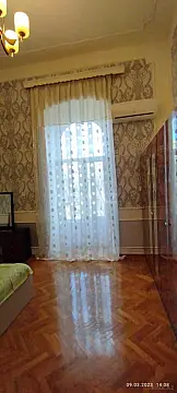 Kirayə verilir 2 otaqlı mənzil 75 m²