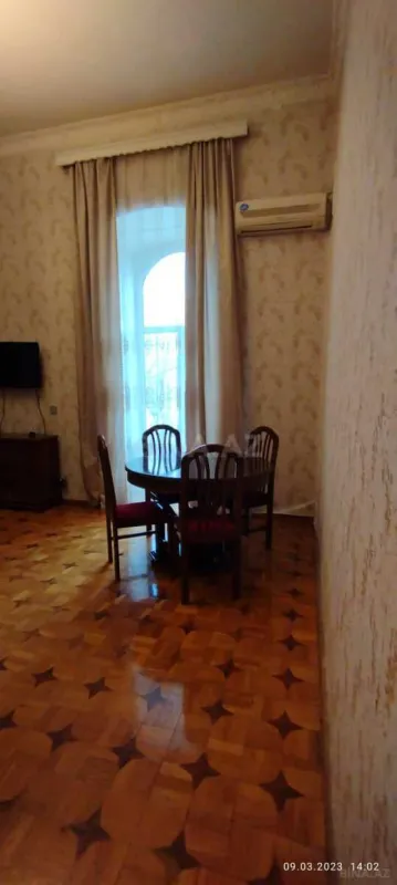 Kirayə verilir 2 otaqlı mənzil 75 m²