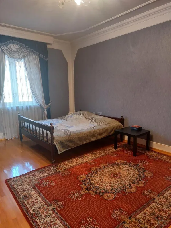 Kirayə verilir 5 otaqlı həyət evi 340 m²