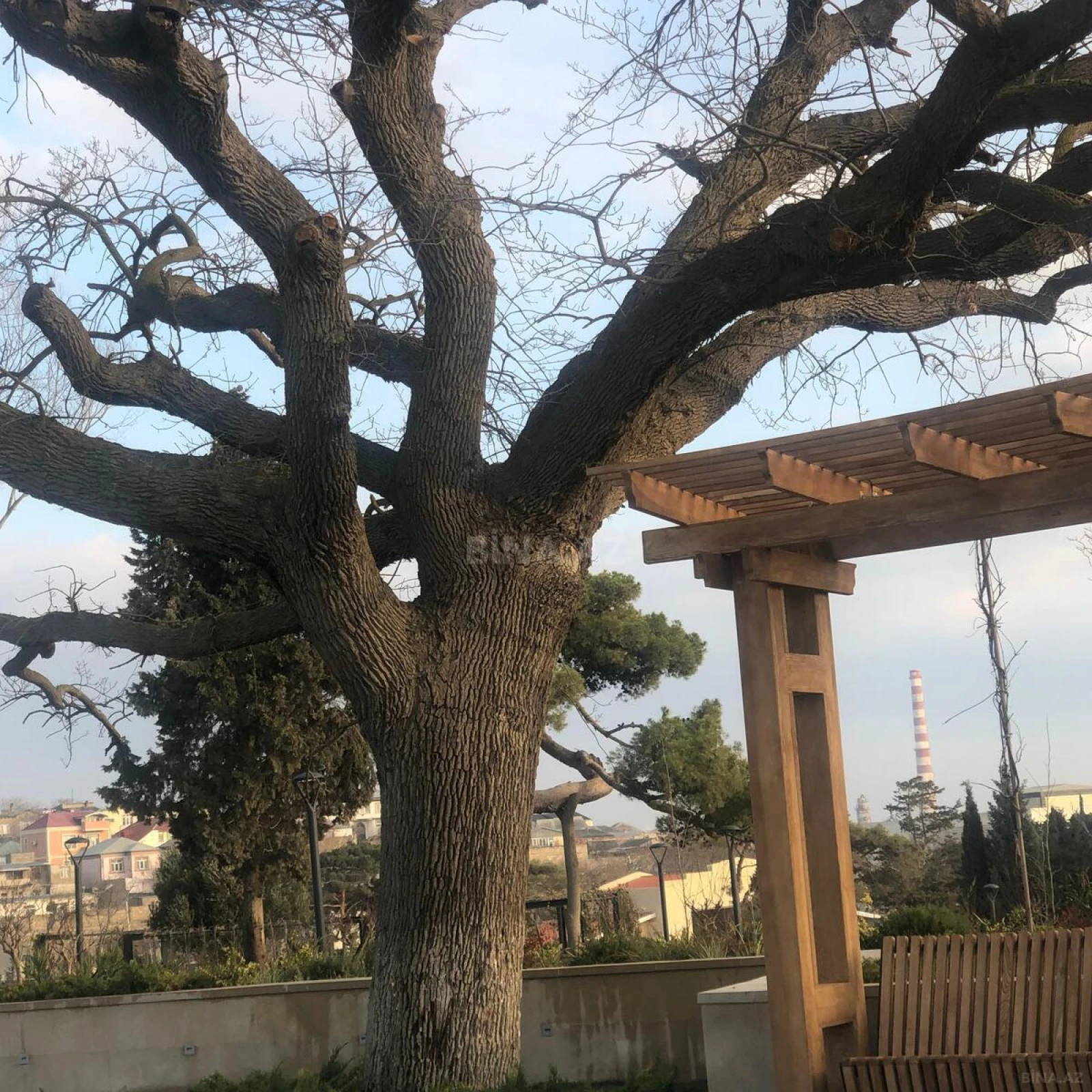 Satılır 2 otaqlı mənzil 63 m²