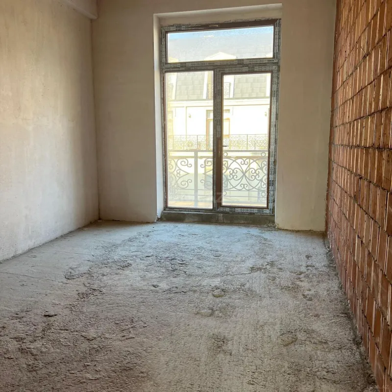 Satılır 2 otaqlı mənzil 63 m²