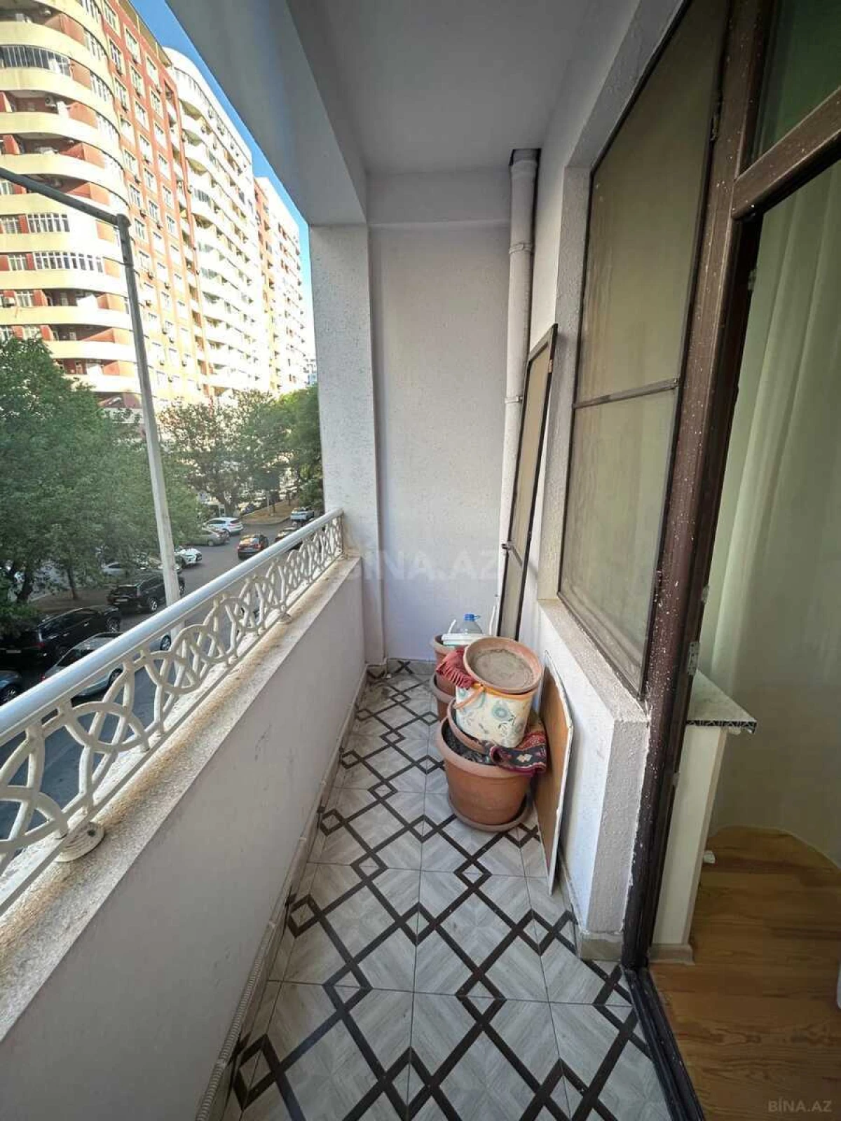 Kirayə verilir 3 otaqlı mənzil 127 m²