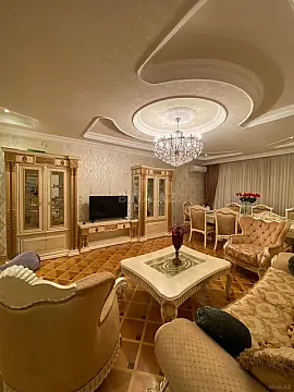 Satılır 4 otaqlı mənzil 192 m²