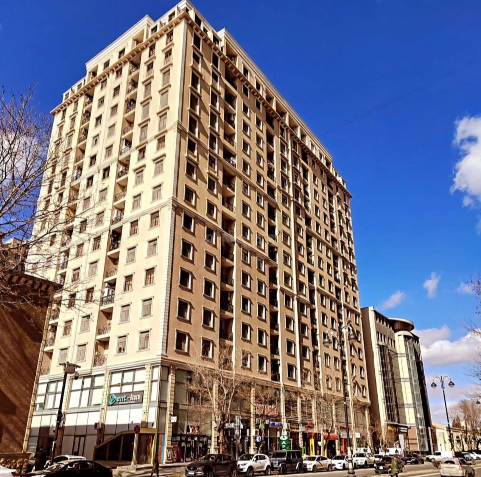 Satılır 2 otaqlı mənzil 70 m²