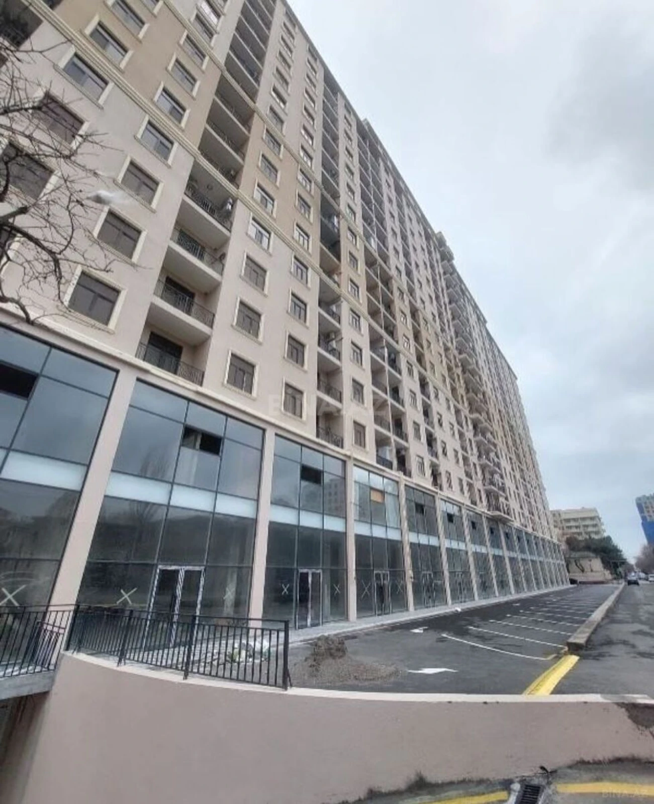 Satılır 2 otaqlı mənzil 70 m²