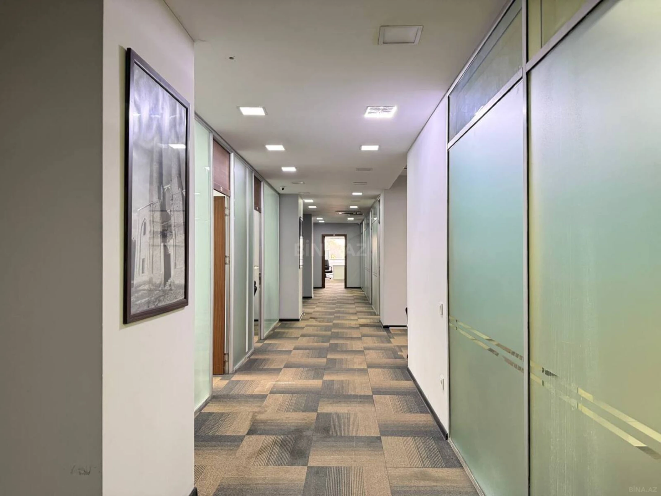 Kirayə verilir 15 otaqlı ofis 506 m²