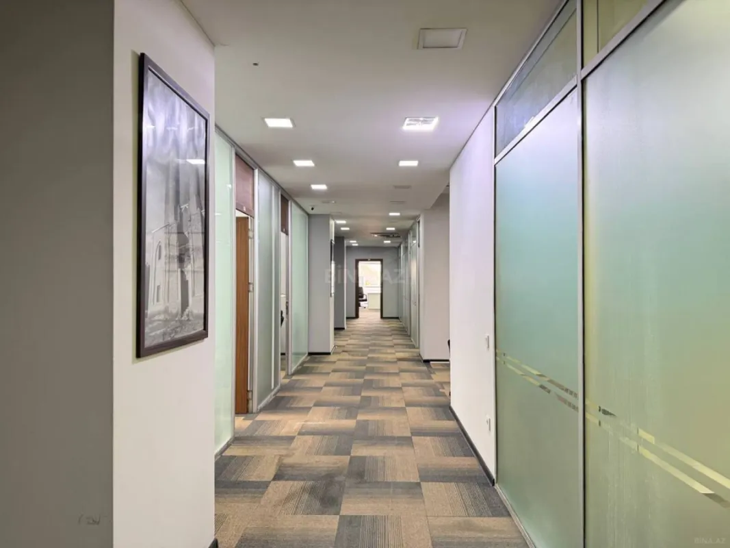 Kirayə verilir 15 otaqlı ofis 506 m²