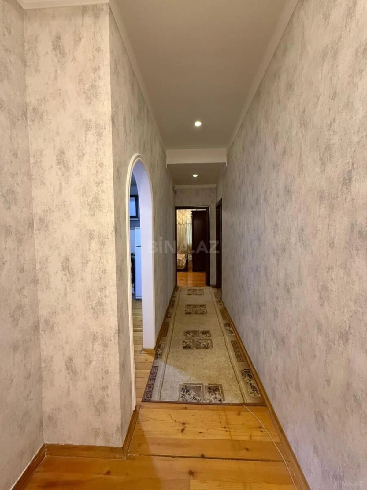 Satılır 2 otaqlı mənzil 64 m²