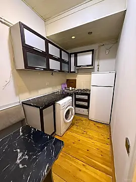 Satılır 2 otaqlı mənzil 64 m²