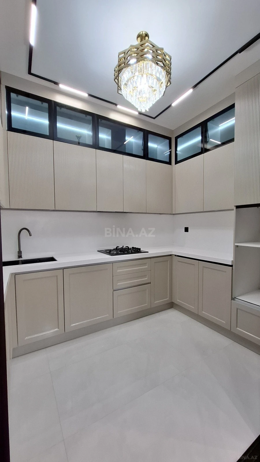 Satılır 3 otaqlı mənzil 100 m²