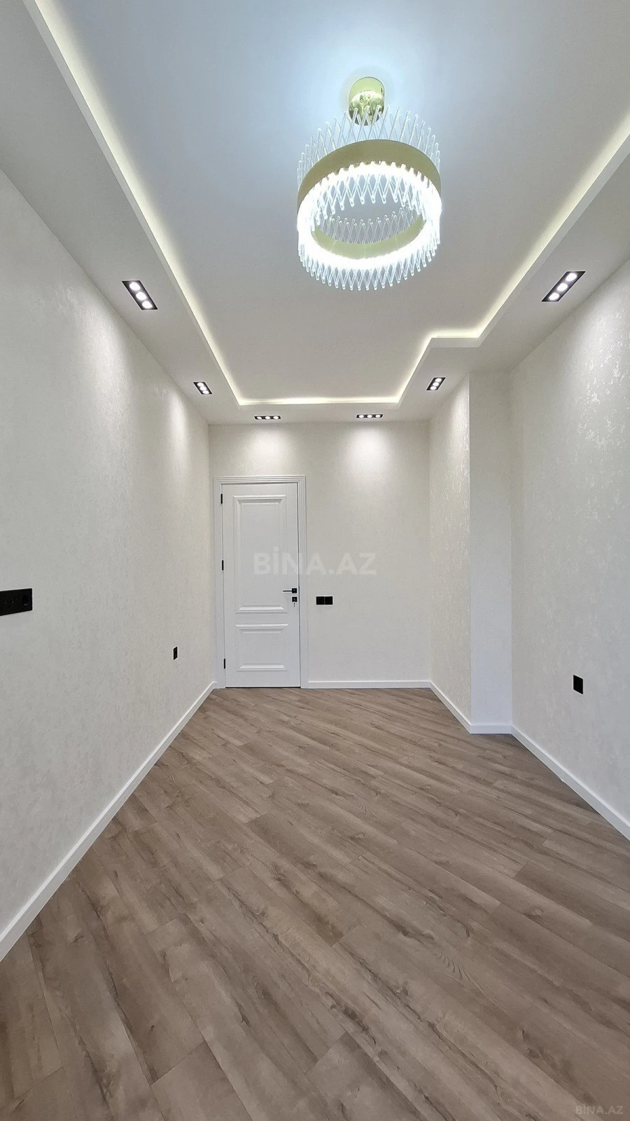 Satılır 3 otaqlı mənzil 100 m²