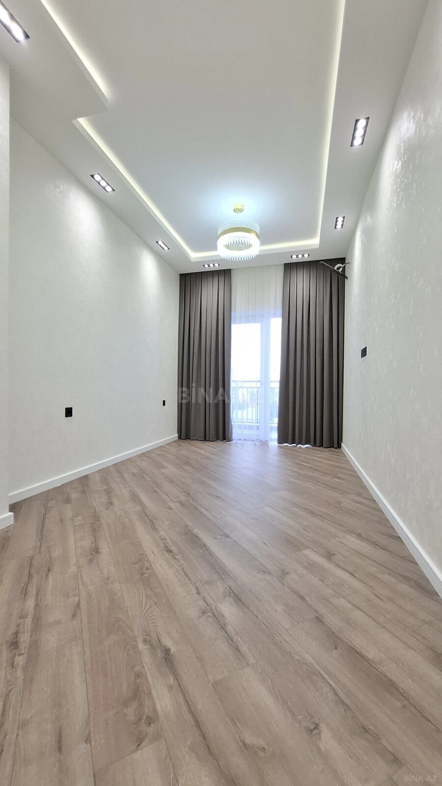 Satılır 3 otaqlı mənzil 100 m²