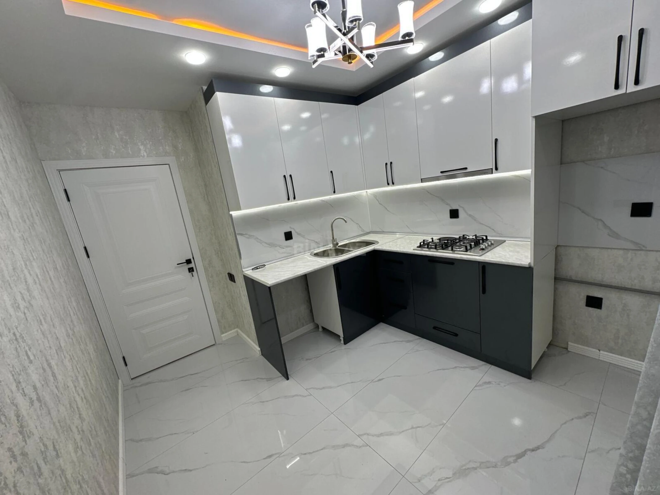 Satılır 3 otaqlı mənzil 80 m²