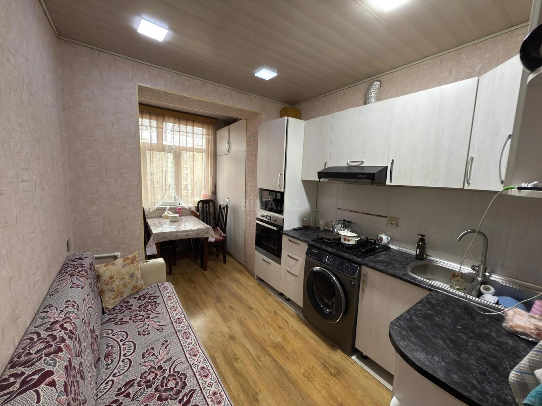 Satılır 2 otaqlı mənzil 50 m²