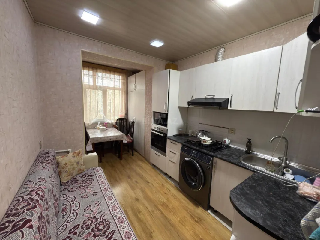 Satılır 2 otaqlı mənzil 50 m²