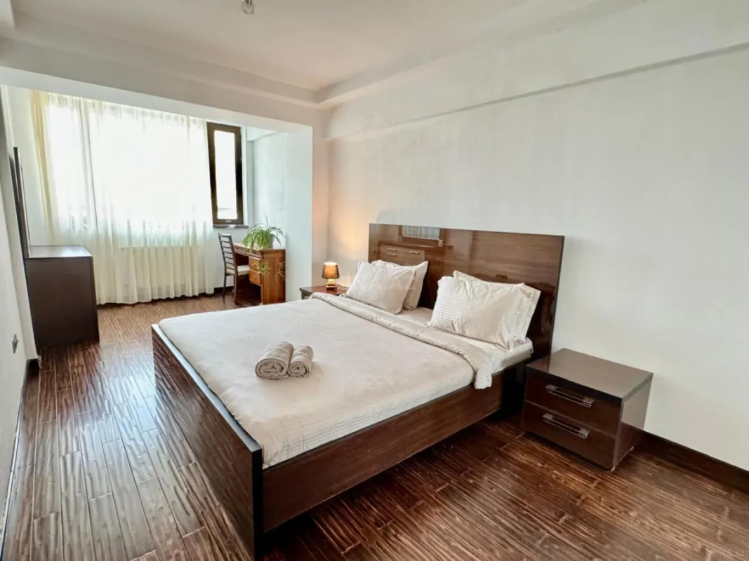 Kirayə verilir 3 otaqlı mənzil 115 m²