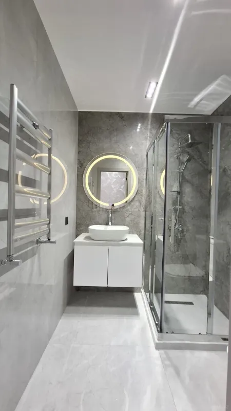 Satılır 3 otaqlı mənzil 130 m²