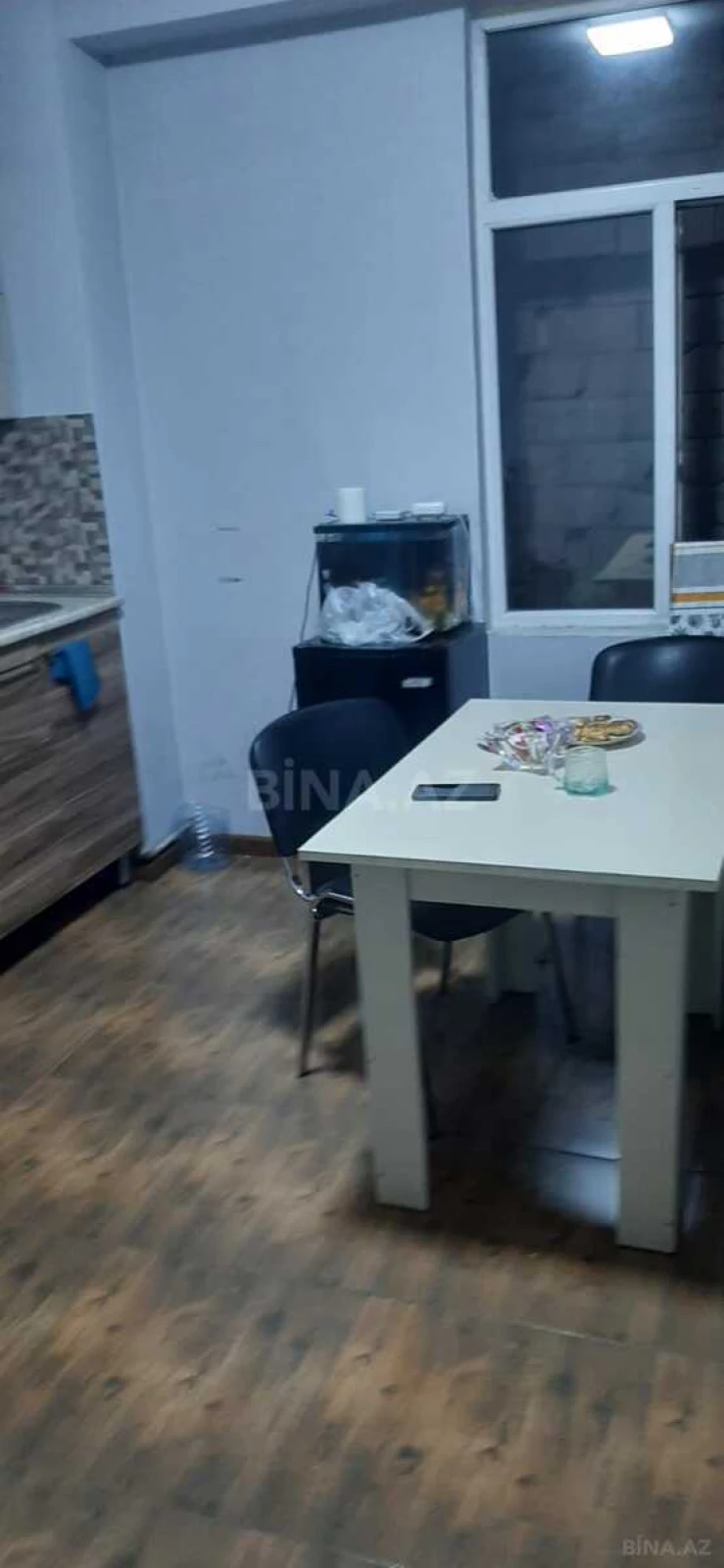 Satılır obyekt 178.1 m²