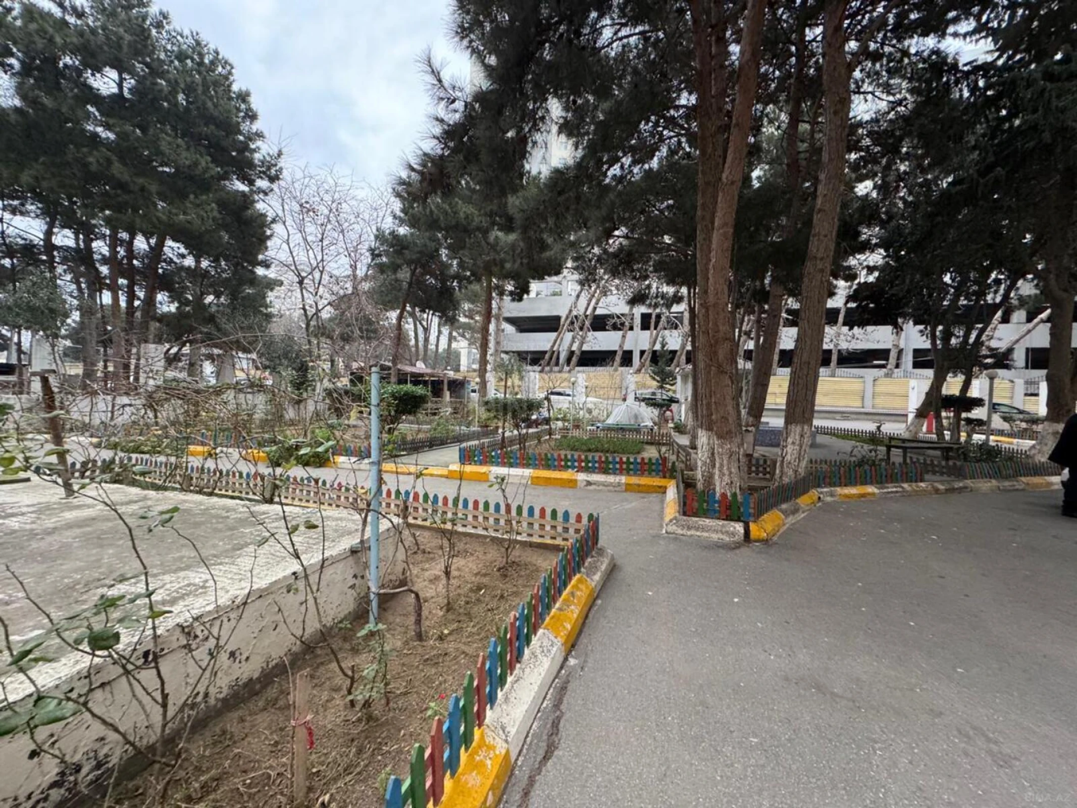 Satılır 3 otaqlı mənzil 110 m²