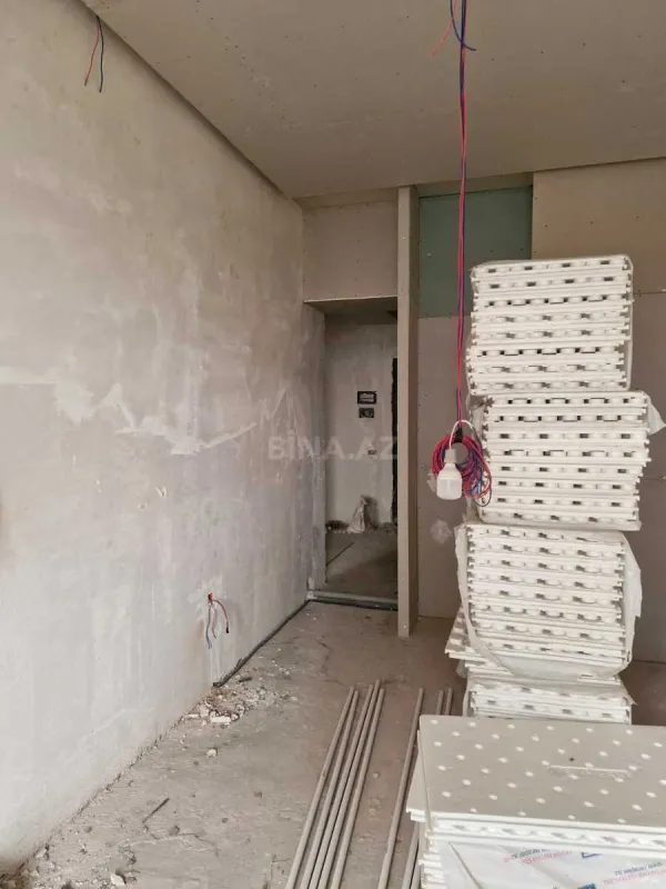 Satılır 2 otaqlı mənzil 66 m²