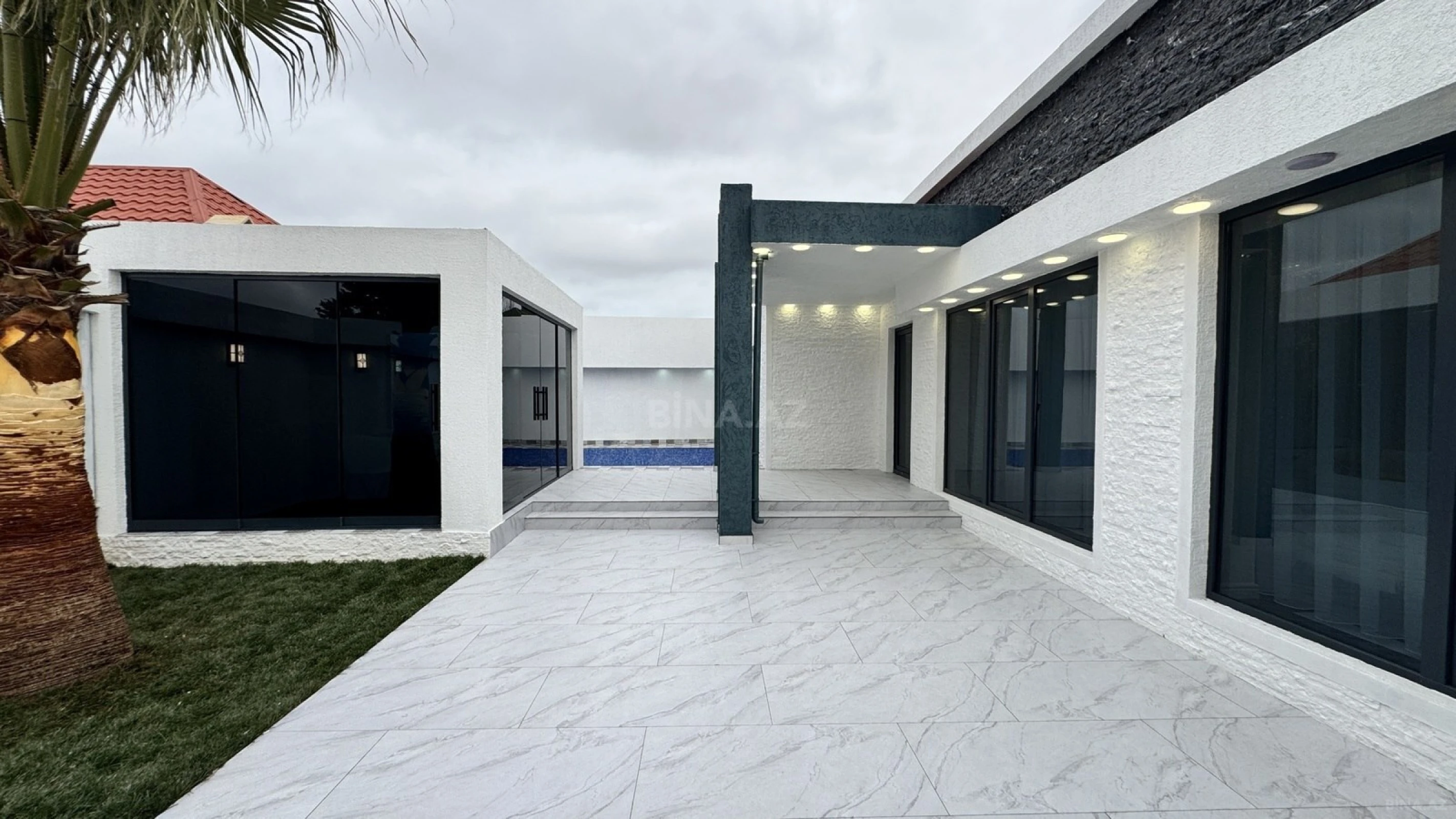 Satılır 4 otaqlı həyət evi 130 m²