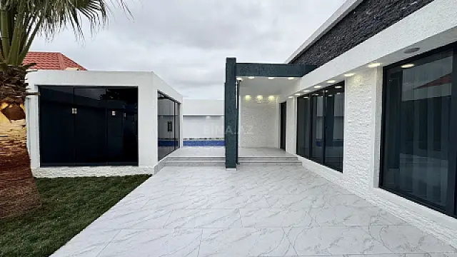 Satılır 4 otaqlı həyət evi 130 m²