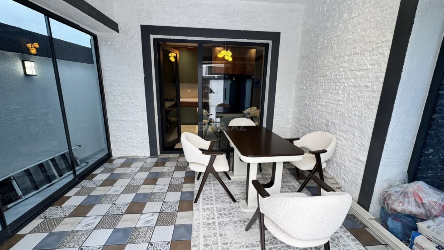 Satılır 4 otaqlı həyət evi 140 m²