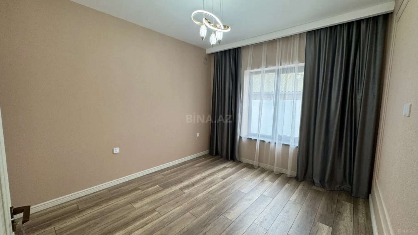 Satılır 4 otaqlı həyət evi 140 m²