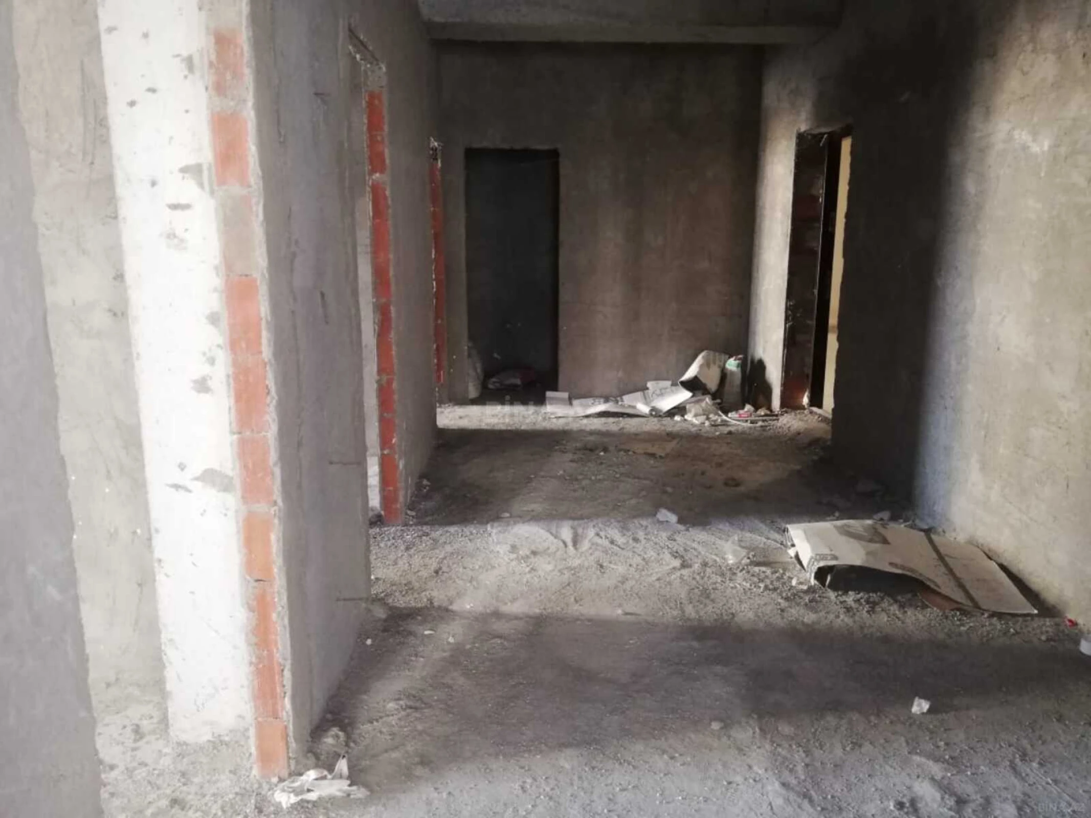 Satılır 3 otaqlı mənzil 164 m²