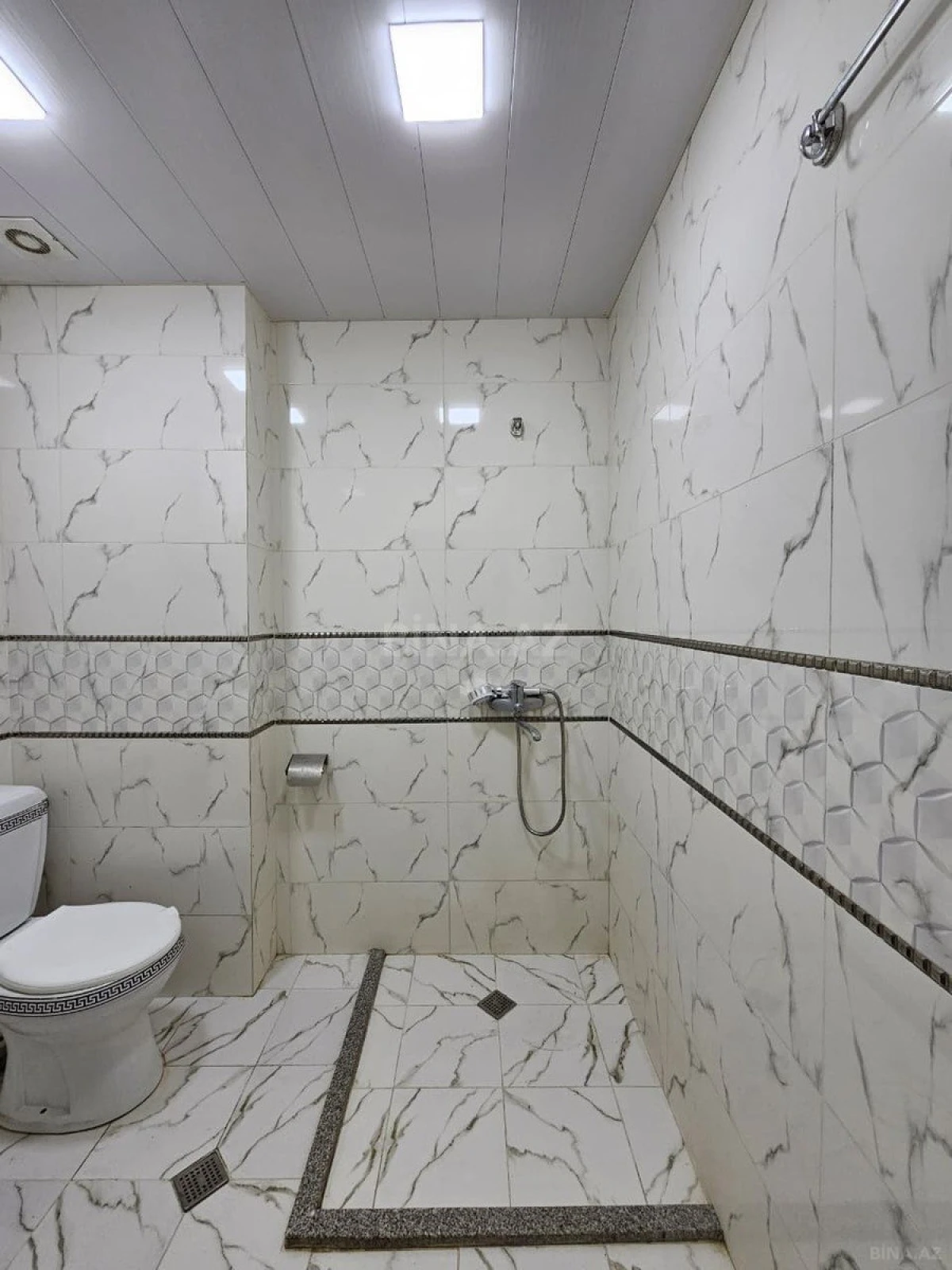 Satılır 2 otaqlı mənzil 57 m²