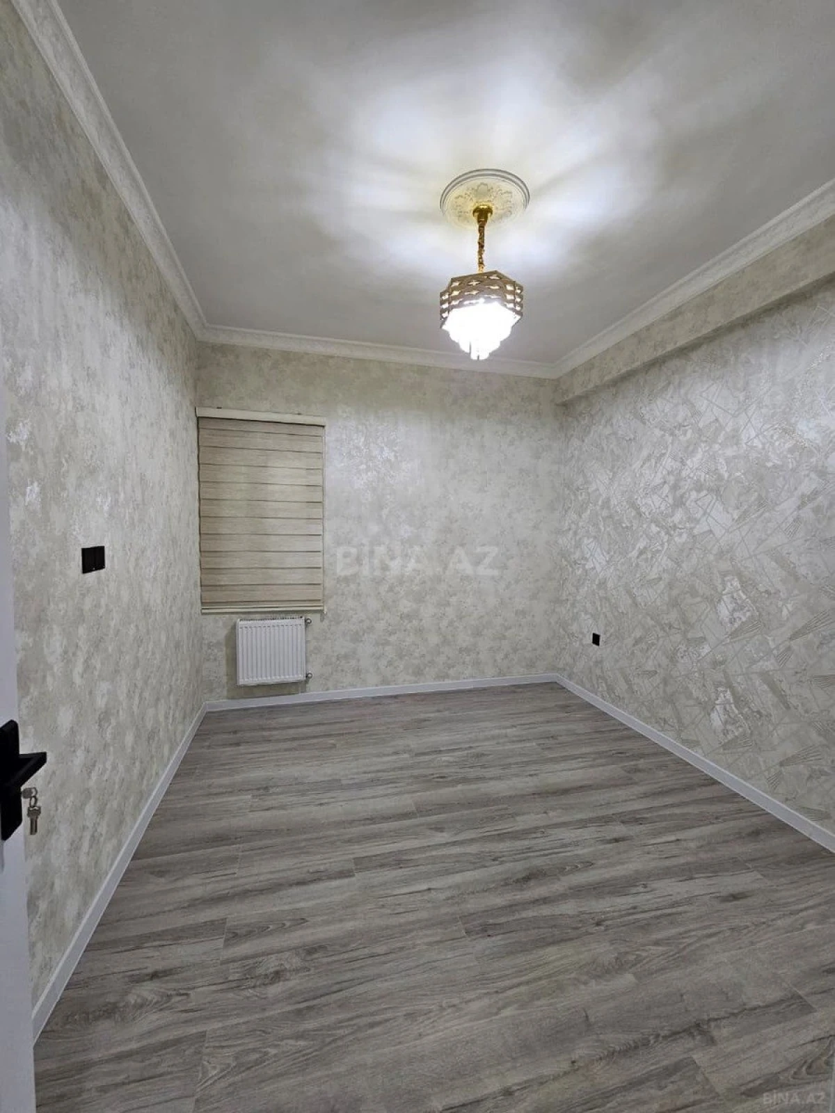 Satılır 2 otaqlı mənzil 57 m²