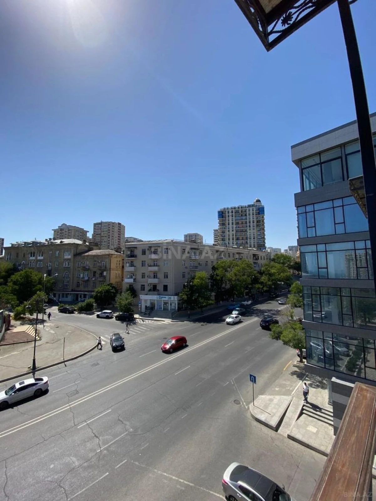 Satılır 3 otaqlı mənzil 85 m²