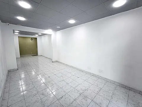 Satılır obyekt 50 m²