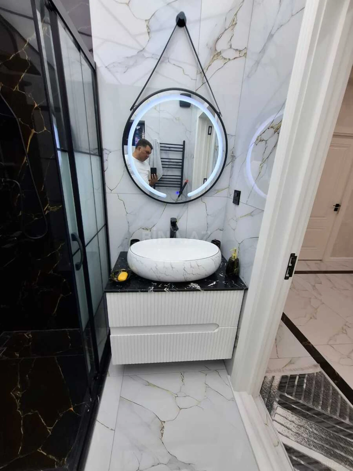 Kirayə verilir 2 otaqlı mənzil 83 m²