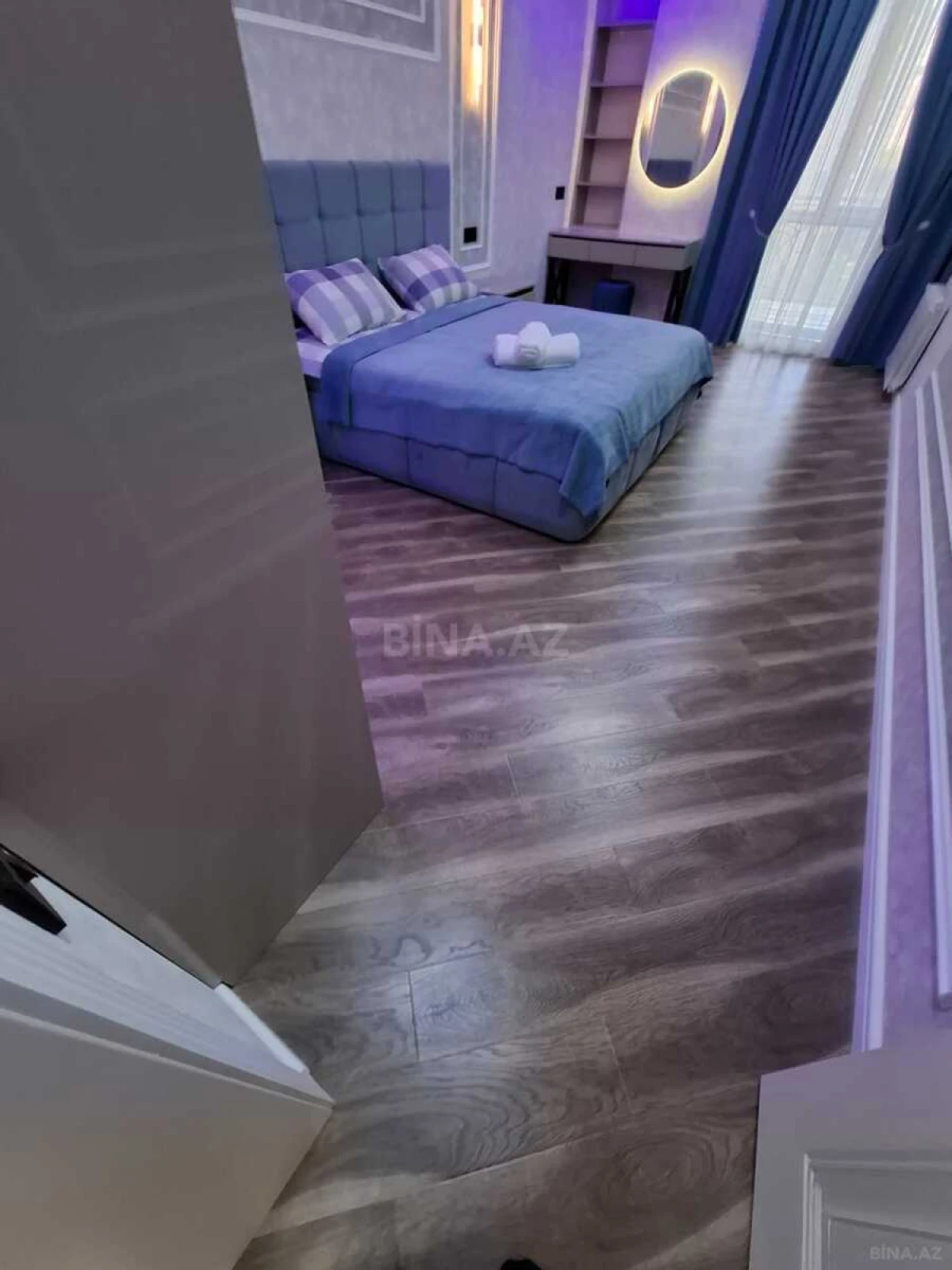 Kirayə verilir 2 otaqlı mənzil 83 m²