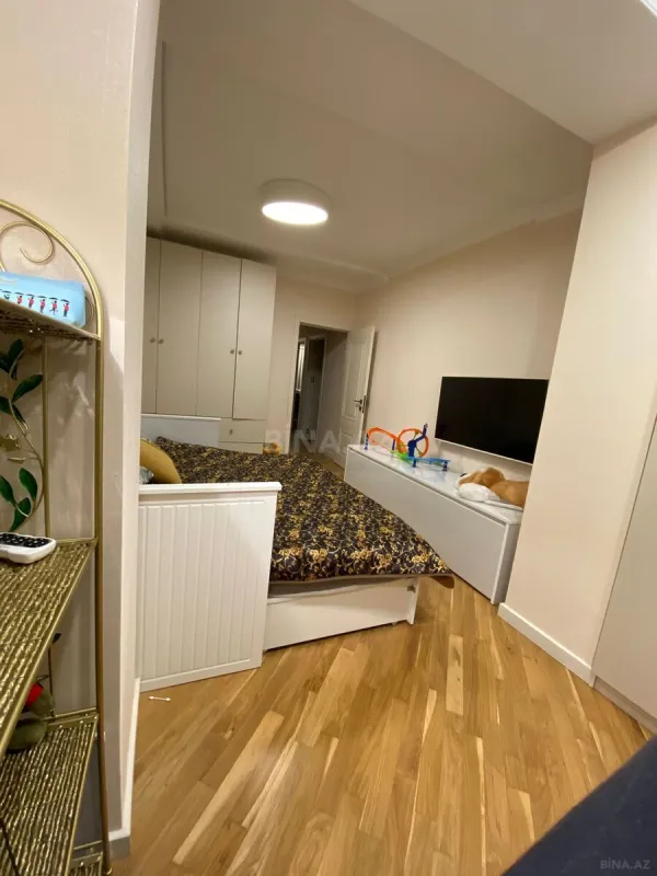 Satılır 3 otaqlı mənzil 119 m²