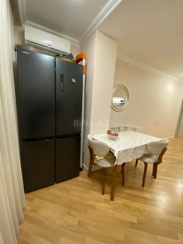Satılır 3 otaqlı mənzil 119 m²