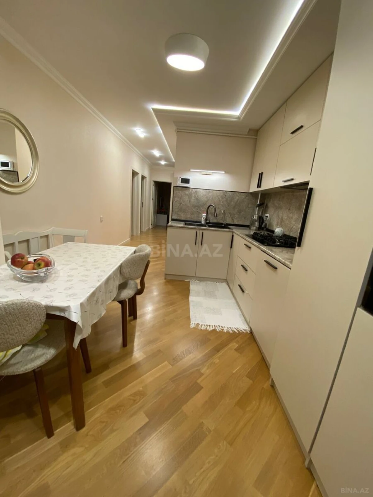 Satılır 3 otaqlı mənzil 119 m²